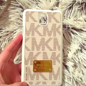 Michael Kors Case